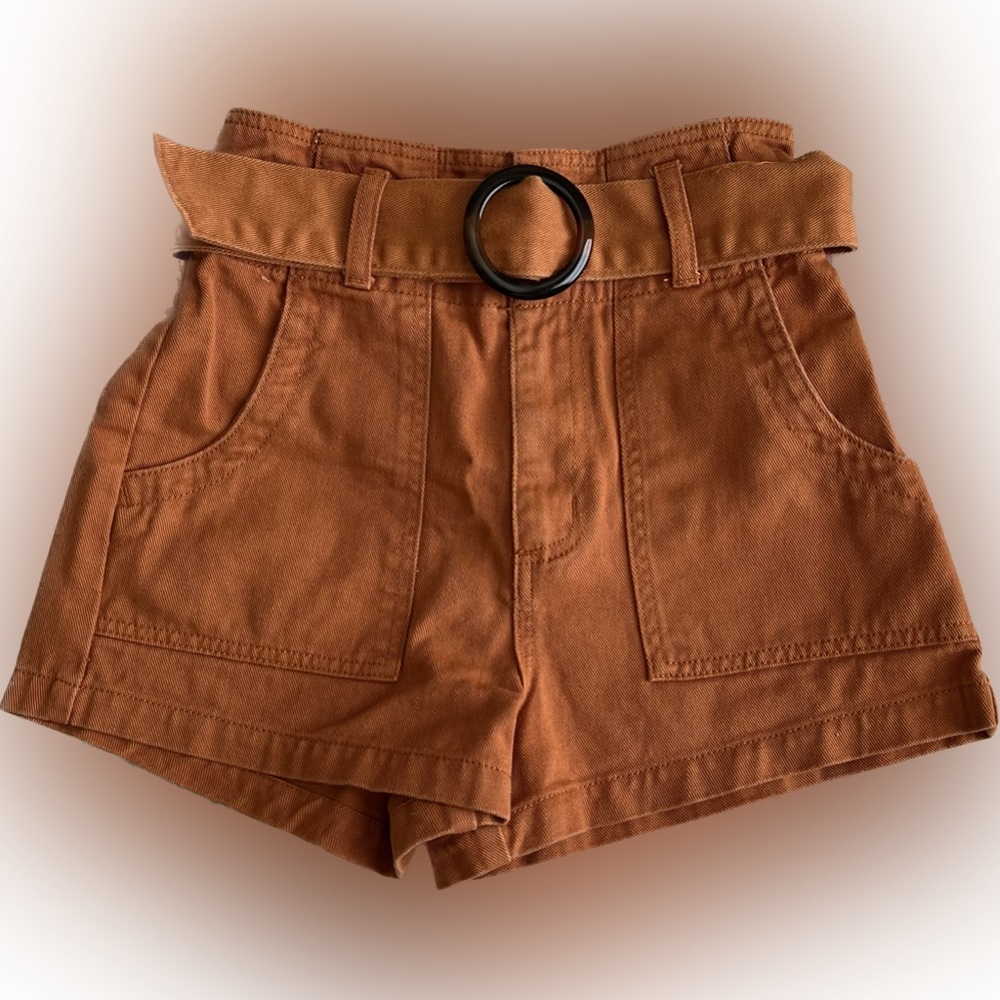 Utility paperbacks shorts